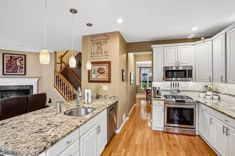 16 Langdale Rd, Wayne, NJ 07470 photo 11