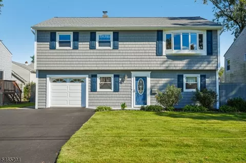 26 Huron Ave, Lake Hiawatha, NJ 07034