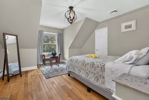 Bedroom - 160 Black Brook Rd, Hampton, NJ 08827 photo 4 of 4