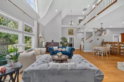 Entry Way - 160 Black Brook Rd, Hampton, NJ 08827 photo 3 of 6