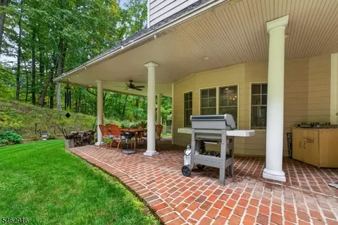 Exterior - 160 Black Brook Rd, Hampton, NJ 08827 photo 8 of 18