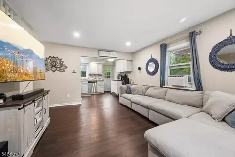 Entry Way - 43 River Rd, Stanhope, NJ 07874 photo 3 of 8