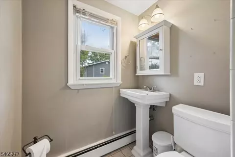 Bath - 43 River Rd, Stanhope, NJ 07874 photo 2 of 2