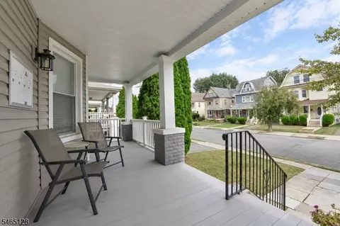Exterior - 42 N Willow St, Montclair, NJ 07042 photo 2 of 6