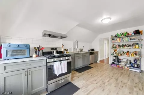 Kitchen - 42 N Willow St, Montclair, NJ 07042 photo 3 of 3