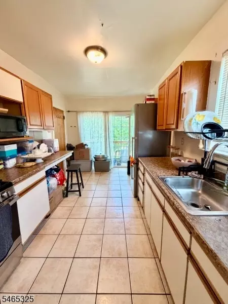 115 Chestnut Ave, Irvington, NJ 07111