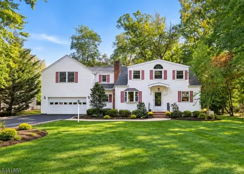 36 Rockwood Rd, Florham Park, NJ 07932