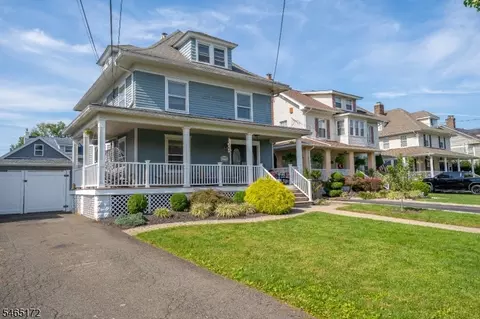 Exterior - 20 Hillside Rd, Elizabeth, NJ 07208 photo 4 of 8