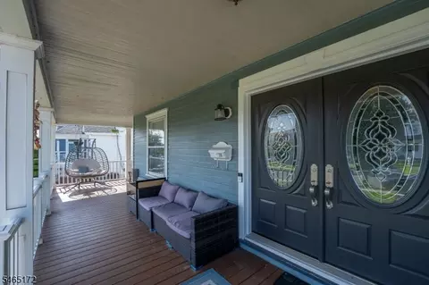 Exterior - 20 Hillside Rd, Elizabeth, NJ 07208 photo 6 of 8