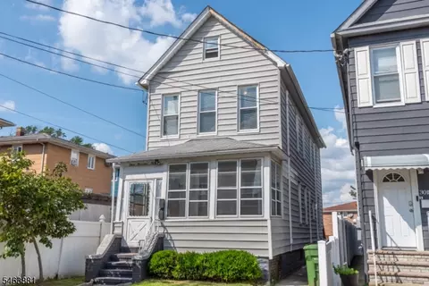 3009 Tremley Point Rd, Linden, NJ 07036