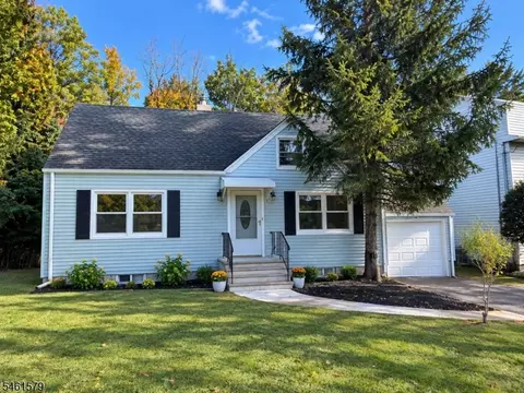 31 Glenview Dr, West Orange, NJ 07052