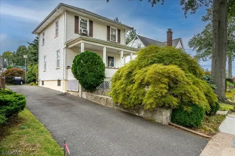 Exterior - 4 S Springfield Ave, Springfield, NJ 07081 photo 2 of 10