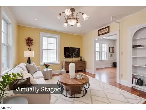 Living - 4 S Springfield Ave, Springfield, NJ 07081 photo 4 of 5