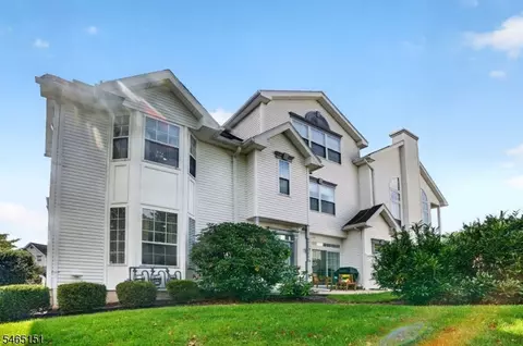 45 Hancock Dr, Morristown, NJ 07960
