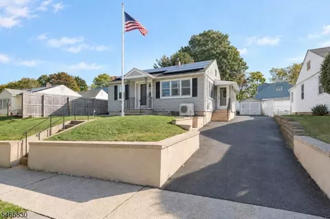 Exterior - 224 Baker St, Dover, NJ 07801 photo 2 of 3