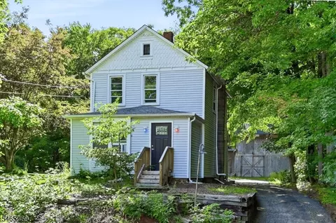 655 Macopin Rd, West Milford, NJ 07480