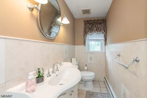 Bath - 178 Webster Dr, Wayne, NJ 07470 photo 1 of 6