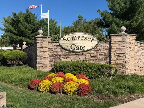 24 Alerica Ln #24, Somerset, NJ 08873