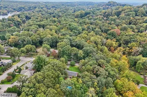 View/Area - 40 Brook Ter, Wayne, NJ 07470 photo 3 of 3