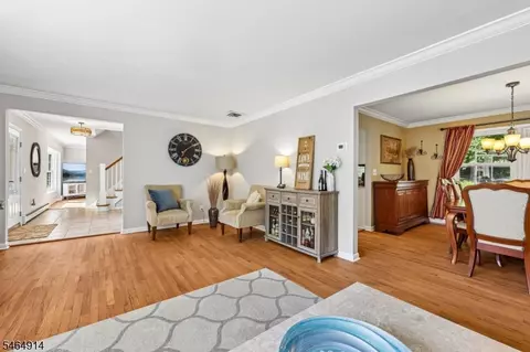 Entry Way - 40 Brook Ter, Wayne, NJ 07470 photo 5 of 6