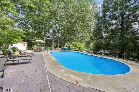 Exterior - 40 Brook Ter, Wayne, NJ 07470 photo 7 of 8