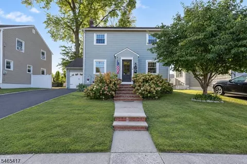 644 Golf Ter, Union, NJ 07083