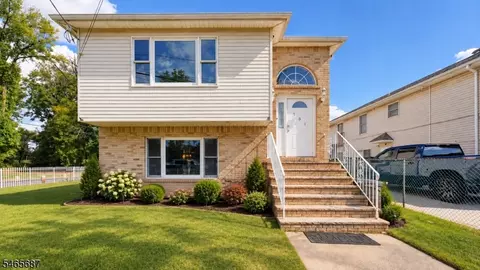 589 Cherry St, Elizabeth, NJ 07208