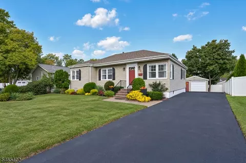 Exterior - 9 Shetland Dr, Clark, NJ 07066 photo 2 of 6