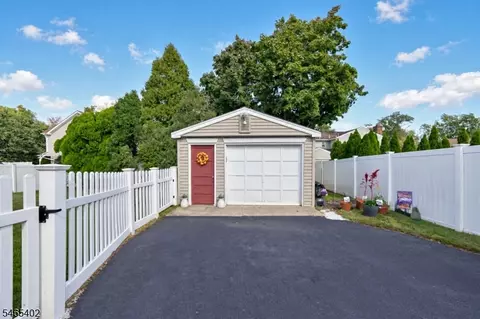 Exterior - 9 Shetland Dr, Clark, NJ 07066 photo 3 of 6