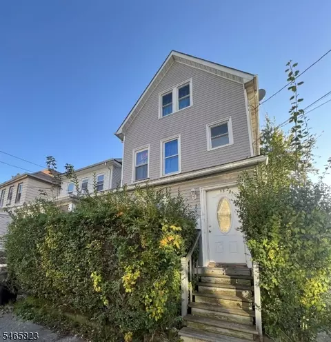 13 Garwood Pl, Irvington, NJ 07111