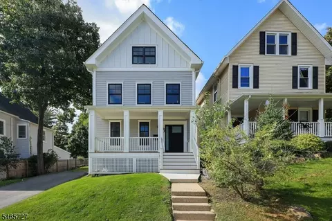 8 Locust St, Morristown, NJ 07960