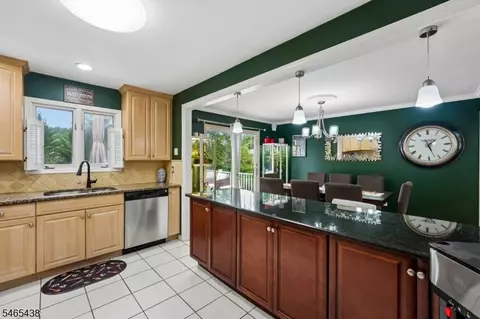 Other - 564 Mountain Ave, Springfield, NJ 07081 photo 2 of 7