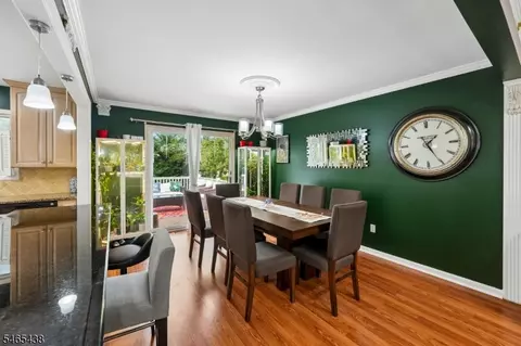 Dining - 564 Mountain Ave, Springfield, NJ 07081 photo 2 of 2