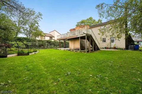 Exterior - 564 Mountain Ave, Springfield, NJ 07081 photo 16 of 16