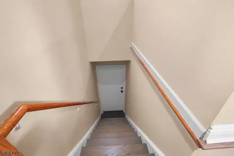 Entry Way - 49 Knox Ter #2A, Wayne, NJ 07470 photo 5 of 5