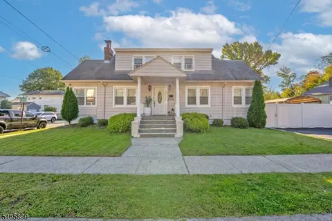 1975 Rutherford St, Rahway, NJ 07065