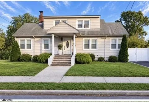 1975 Rutherford St, Rahway, NJ 07065
