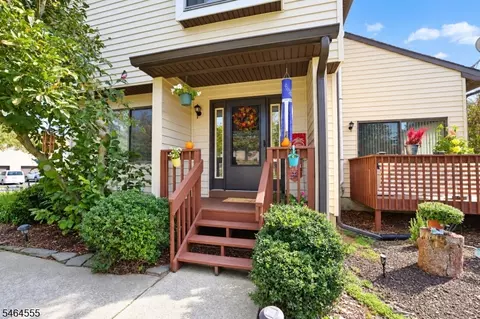 Exterior - 1 Sparrow Cir, Newton, NJ 07860 photo 3 of 7