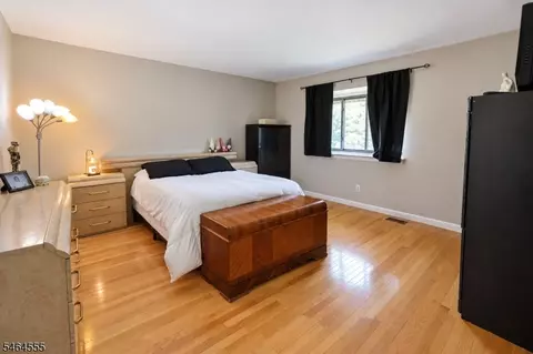 Bedroom - 1 Sparrow Cir, Newton, NJ 07860 photo 1 of 5