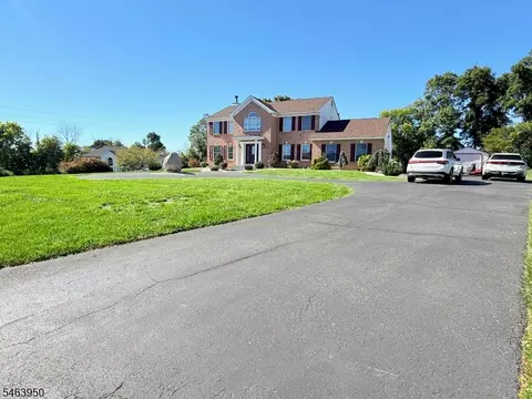 126 Iron Wolf Rd126, Stewartsville, NJ 08886