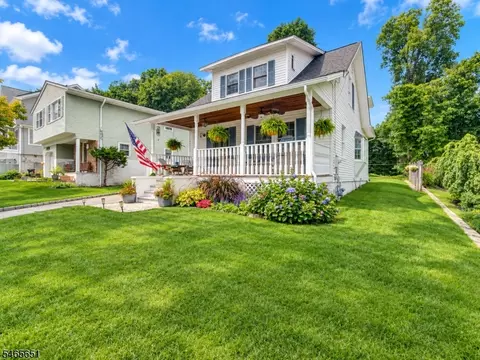 16 Grove St, Boonton, NJ 07005