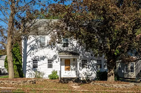 21 Park Ave, Caldwell, NJ 07006