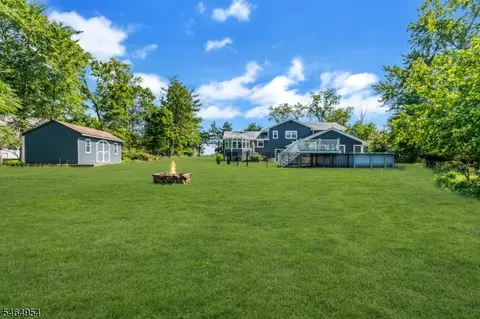 Exterior - 137 Perryville Rd, Hampton, NJ 08827 photo 6 of 7