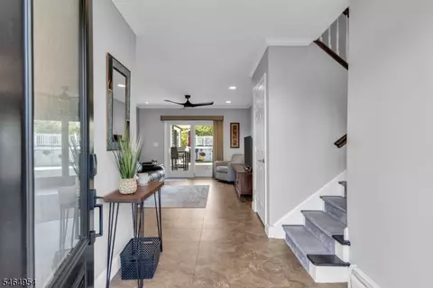 Entry Way - 137 Perryville Rd, Hampton, NJ 08827 photo 1 of 4