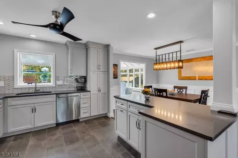 Kitchen - 137 Perryville Rd, Hampton, NJ 08827 photo 3 of 4