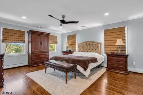 Bedroom - 137 Perryville Rd, Hampton, NJ 08827 photo 3 of 7
