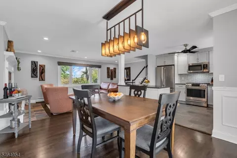 Dining - 137 Perryville Rd, Hampton, NJ 08827 photo 2 of 2
