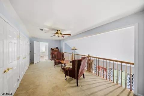 Entry Way - 18 Cornerstone Dr, Hackettstown, NJ 07840 photo 8 of 9