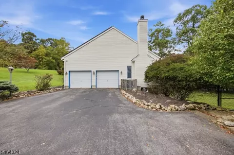 Exterior - 18 Cornerstone Dr, Hackettstown, NJ 07840 photo 4 of 9