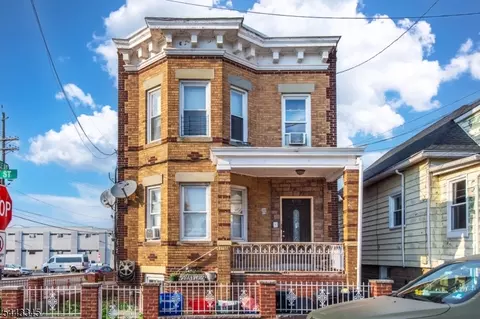 1730 41st St, North Bergen, NJ 07047